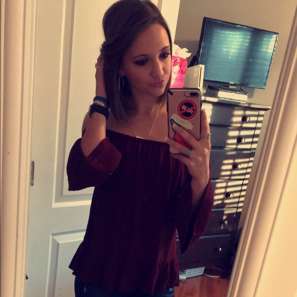 Meet your Posher, Jolie